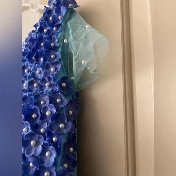 Party Dress - Picture 3 of 4